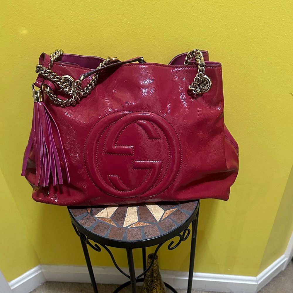 Gucci Hot Pink Leather Shoulder Bag with Chain